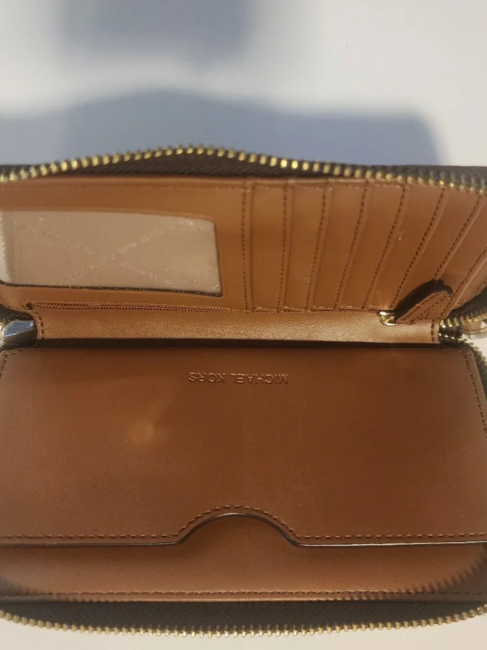 Michael Kors Signature Brown Tote & Wallet Set
